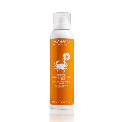Mousse autobronceadora corporal Vagheggi para un bronceado uniforme y natural.