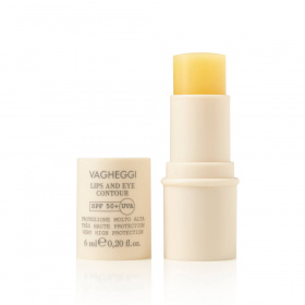 Stick solar transparente SPF50+ de Vagheggi para proteger zonas sensibles del rostro.